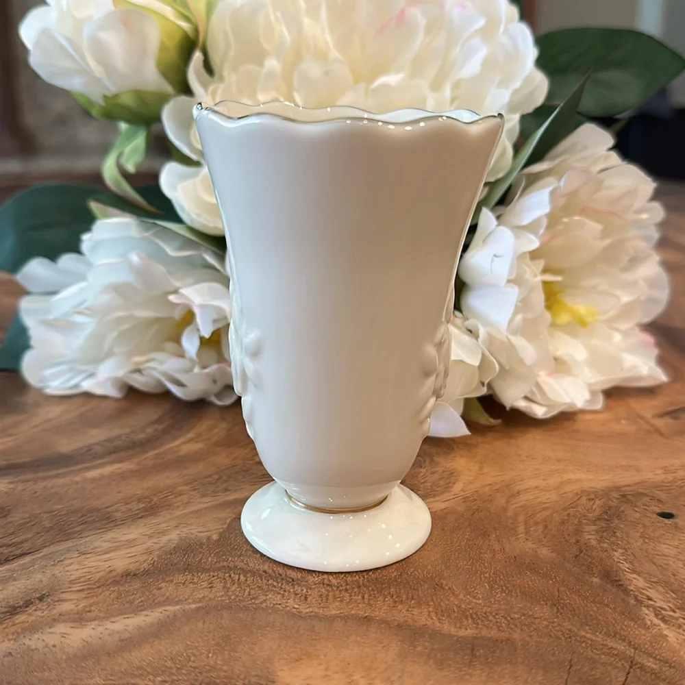Lenox elegant timeless